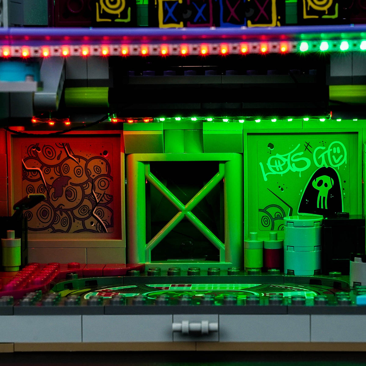 Light_Kit_for_LEGO_Fortnite_Rave_Cave_77082_Bright_My_Bricks_5