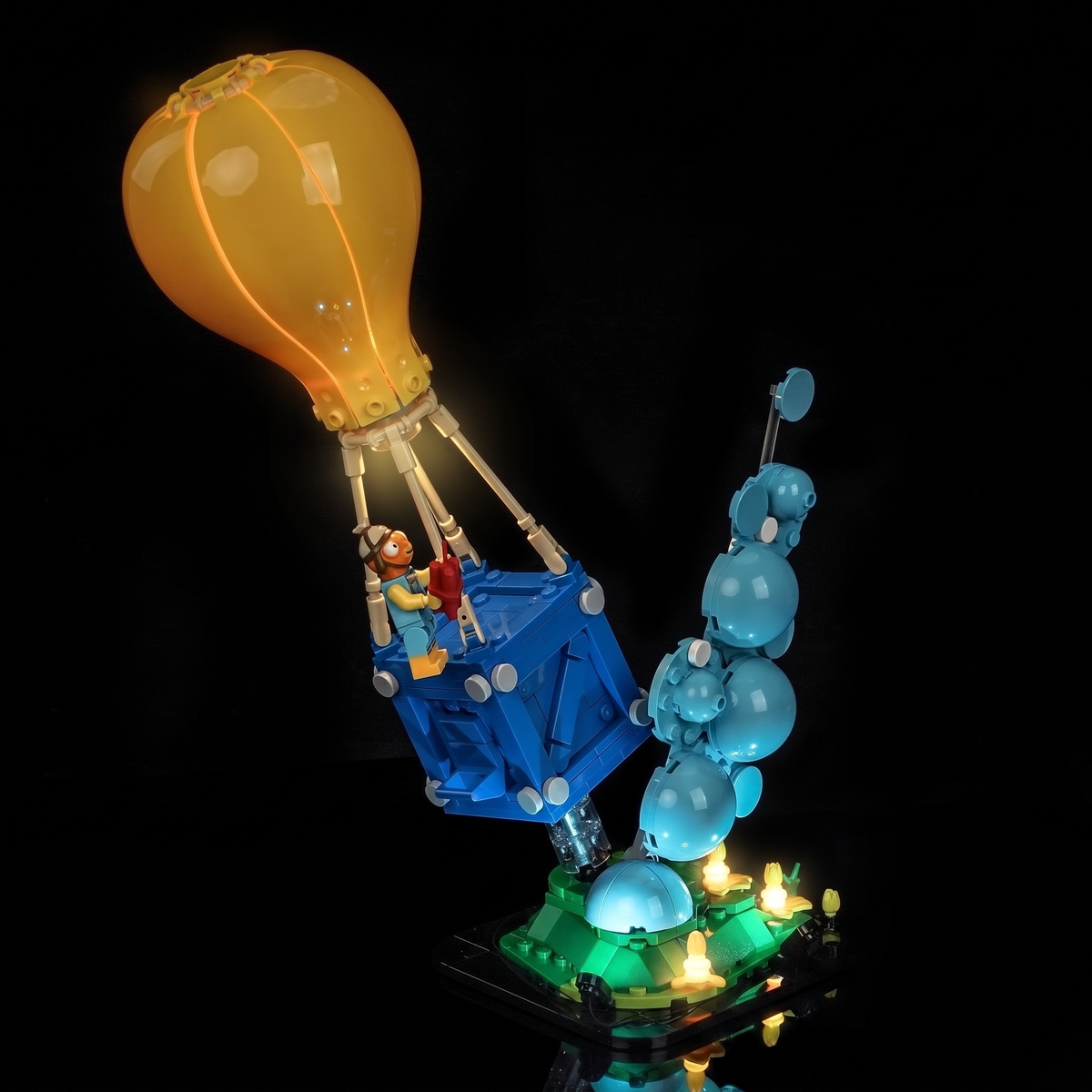 Light_Kit_for_LEGO_Fortnite_Supply_Drop_77080_Bright_My_Bricks_5