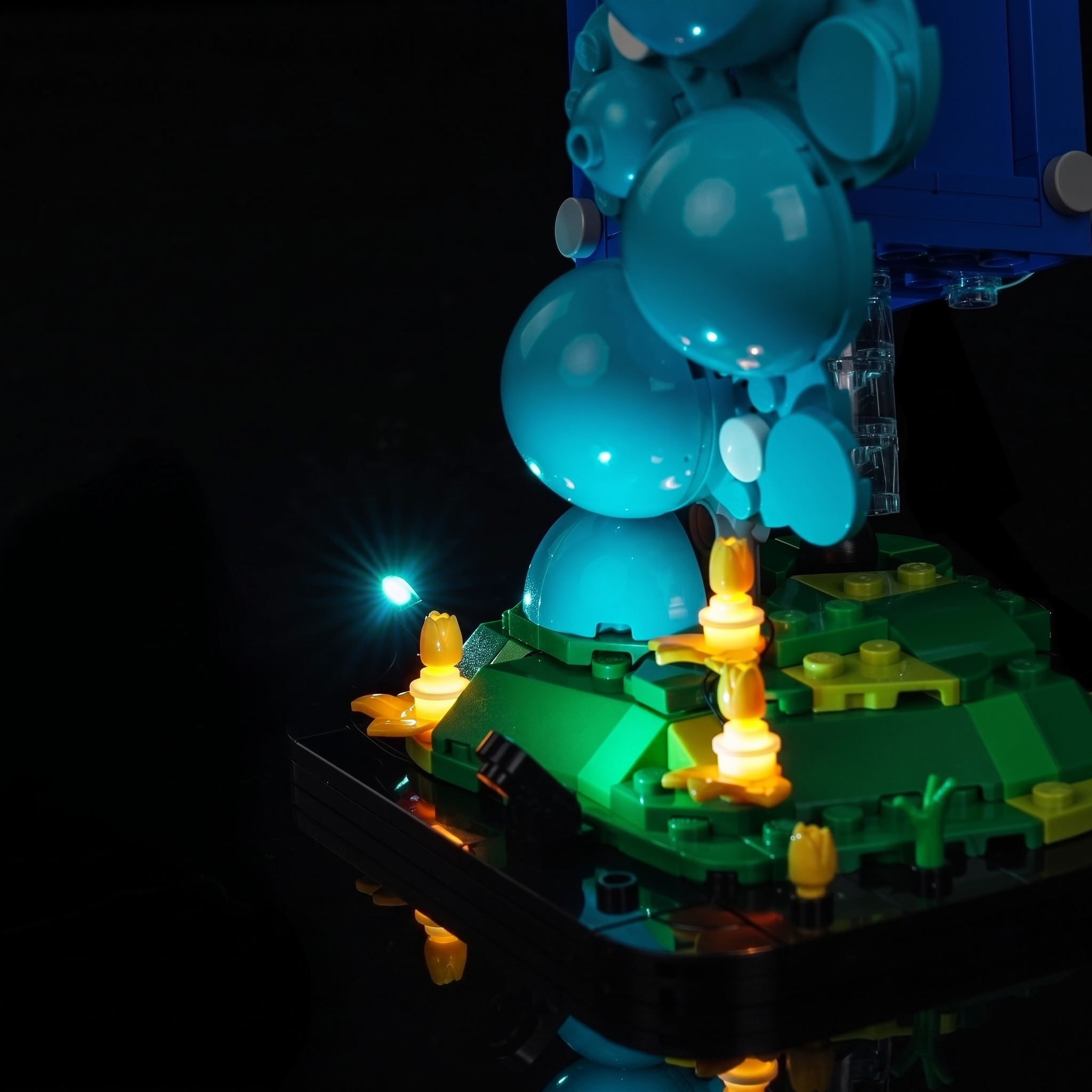 Light_Kit_for_LEGO_Fortnite_Supply_Drop_77080_Bright_My_Bricks_9