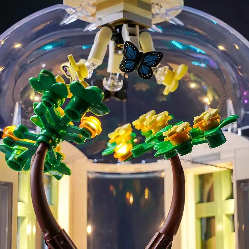 Bright My Bricks USB-powered LED light kit for LEGO® Friends Botanical Garden #41757 — before-and-after lighting