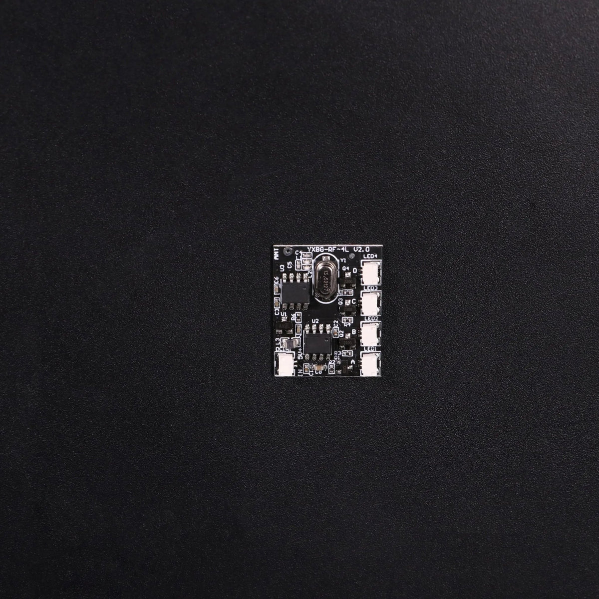 General Remote Control for DIY LEGO Lighting — USB-powered LED lights for LEGO®, lighting effect on the build
