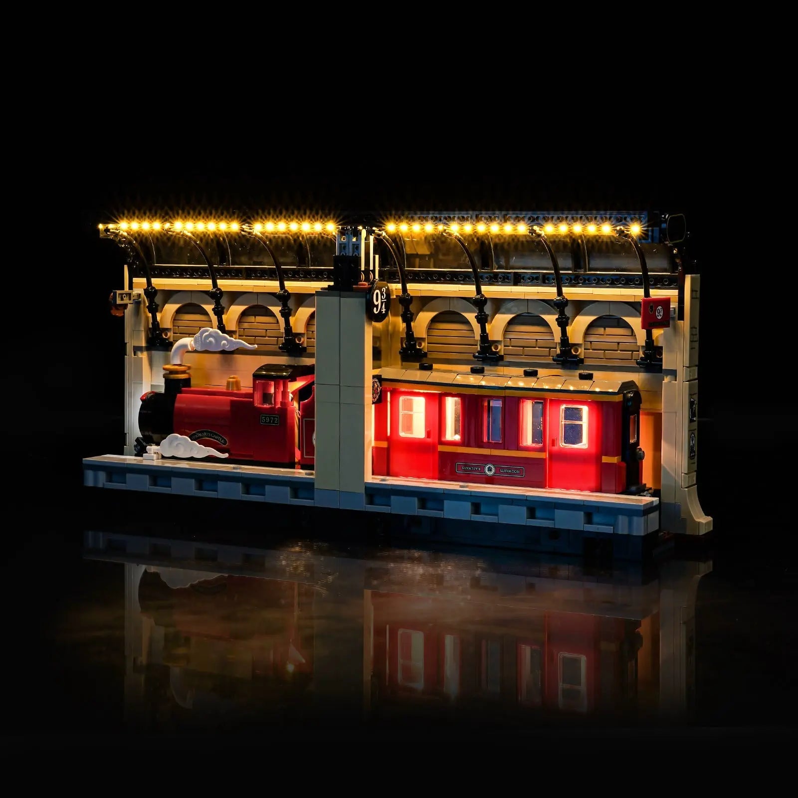 LEGO® Harry Potter Book Nook: Hogwarts Express #76450 — night-mode display glow (LED lights)