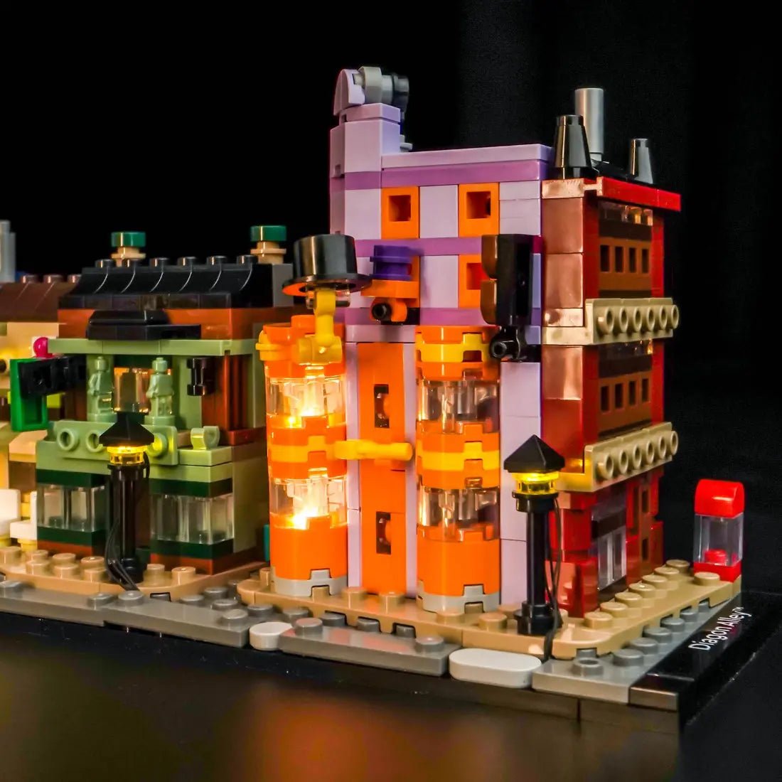 LEGO Harry Potter Diagon Alley: Wizarding Shops #76444 LED lighting detail