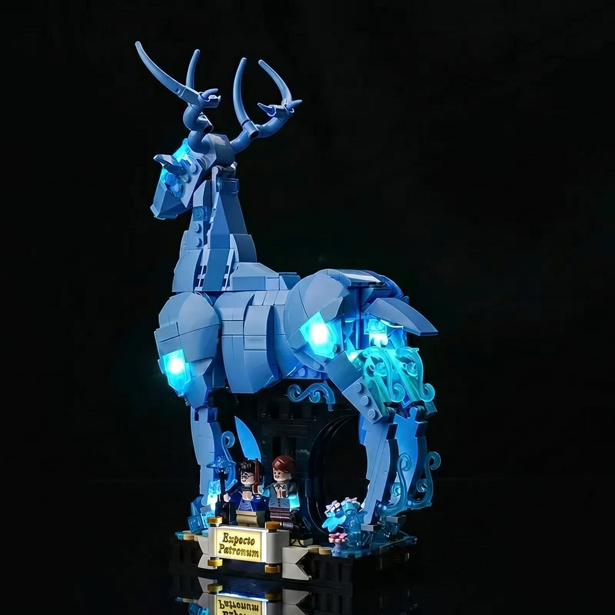 Bright My Bricks USB-powered LED light kit for LEGO® Harry Potter Expecto Patronum #76414 — LED strips and bricks detail
