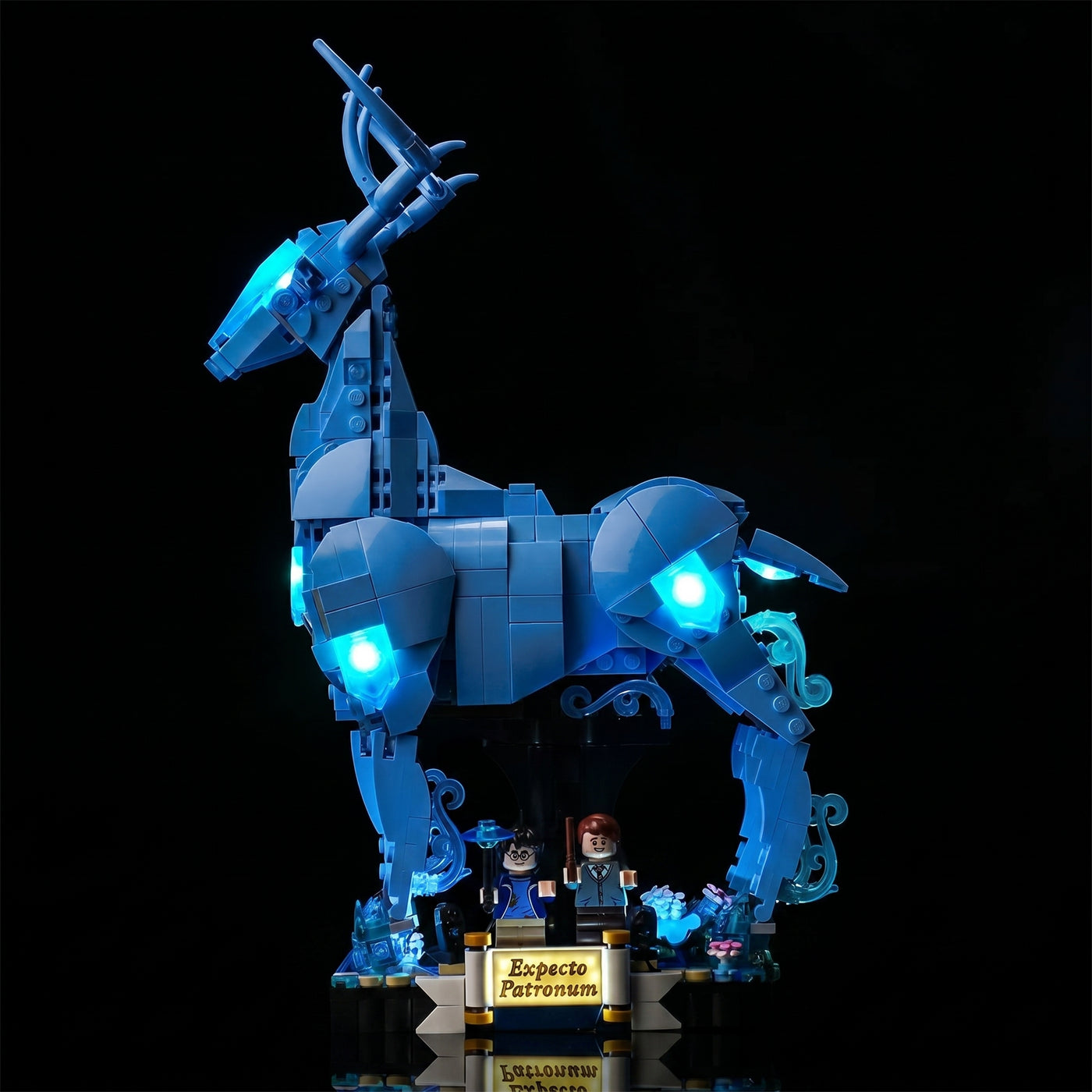 LEGO® Harry Potter Expecto Patronum #76414 — close-up of the LED lighting detail (LED lighting kit)