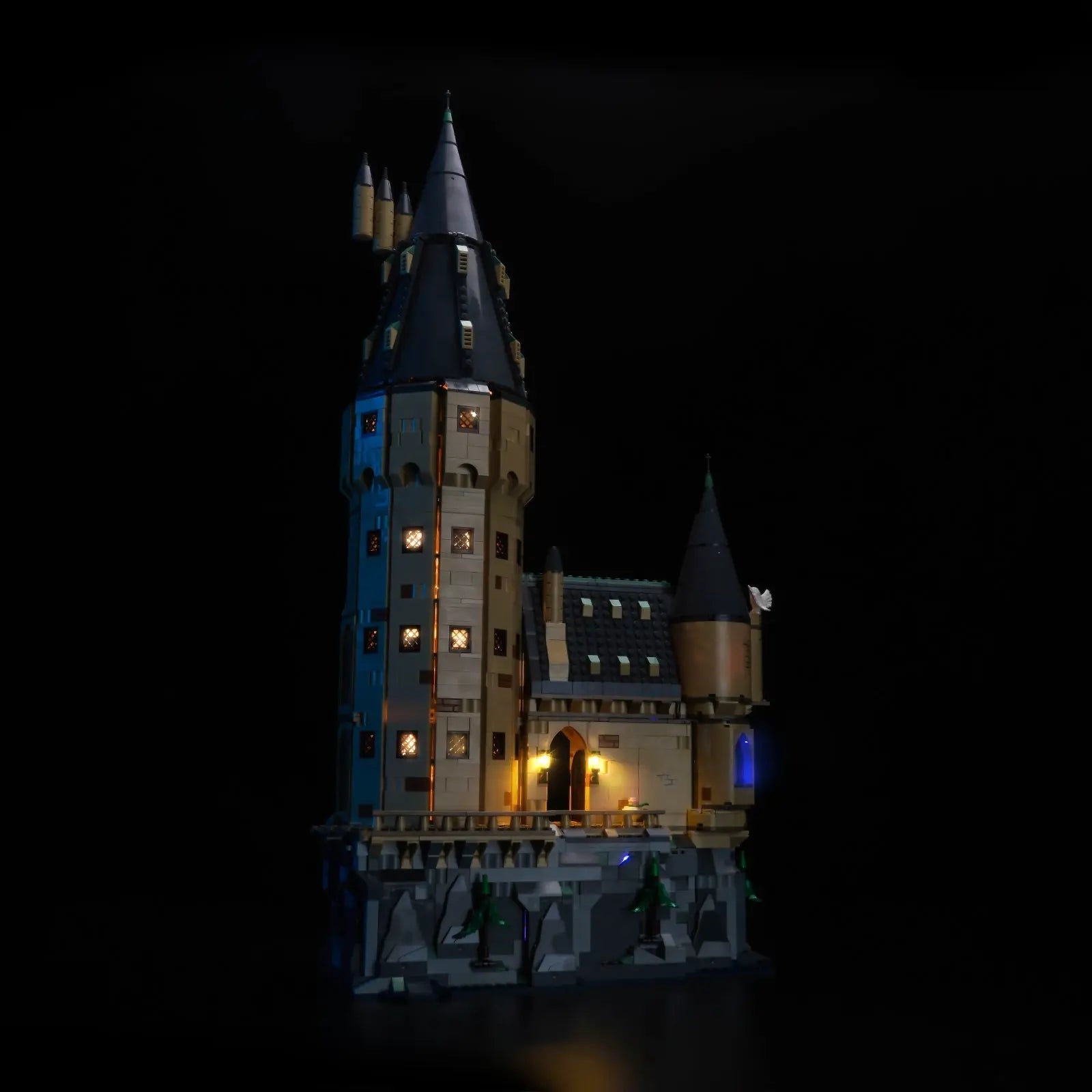 Close-up of LED lights on LEGO Harry Potter Hogwarts Castle: The Main Tower #76454