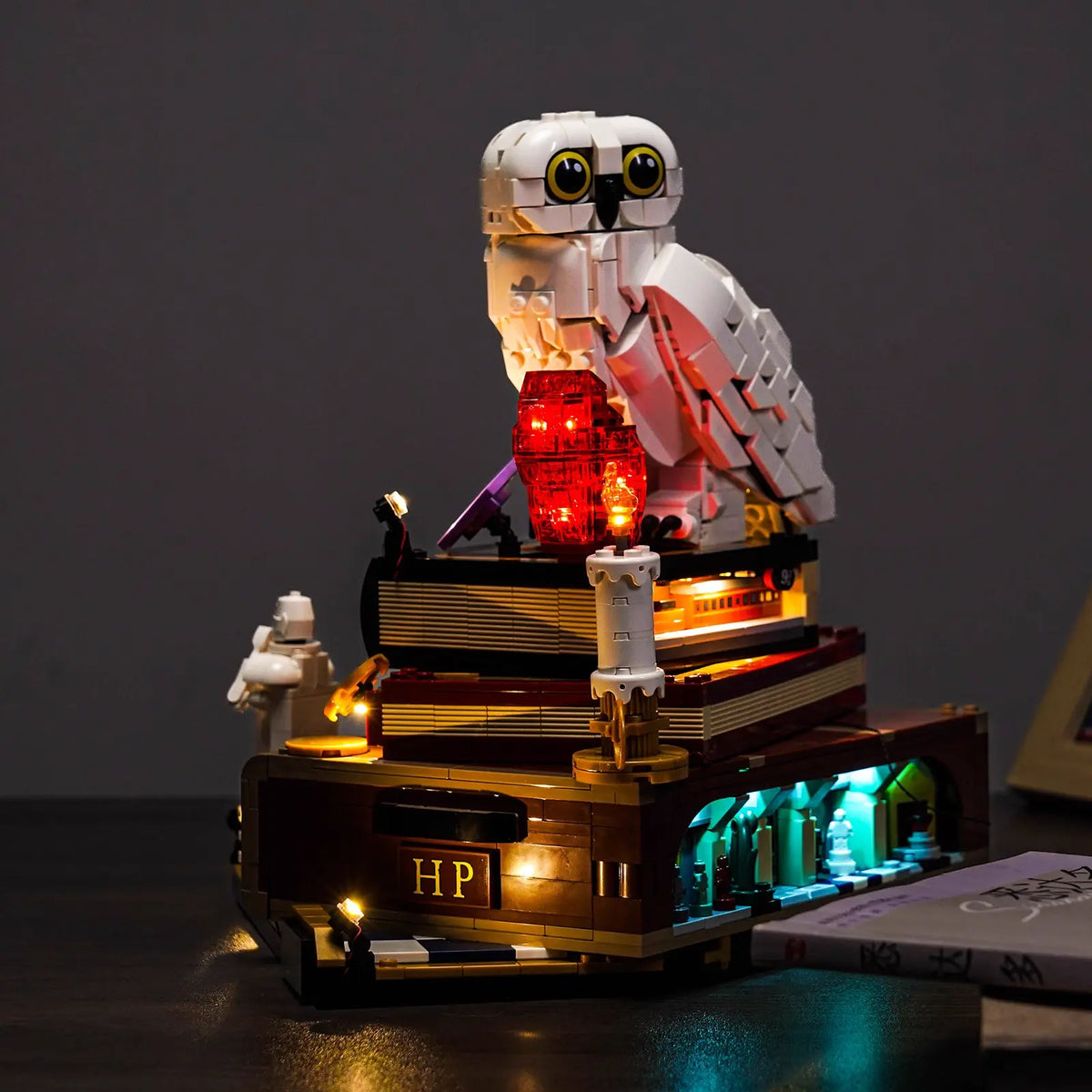 LED lights for LEGO® Harry Potter Sorcerer's Stone #76466, warm LED glow detail