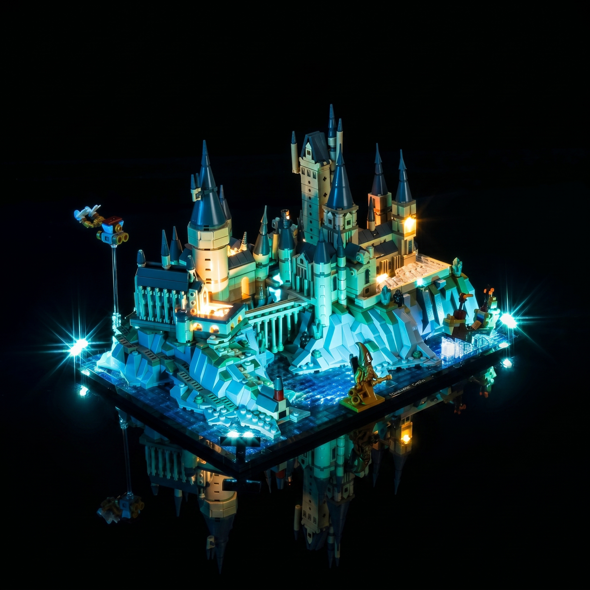 LEGO® Hogwarts Castle and Grounds #76419 — display lighting in a dark room (display light kit)