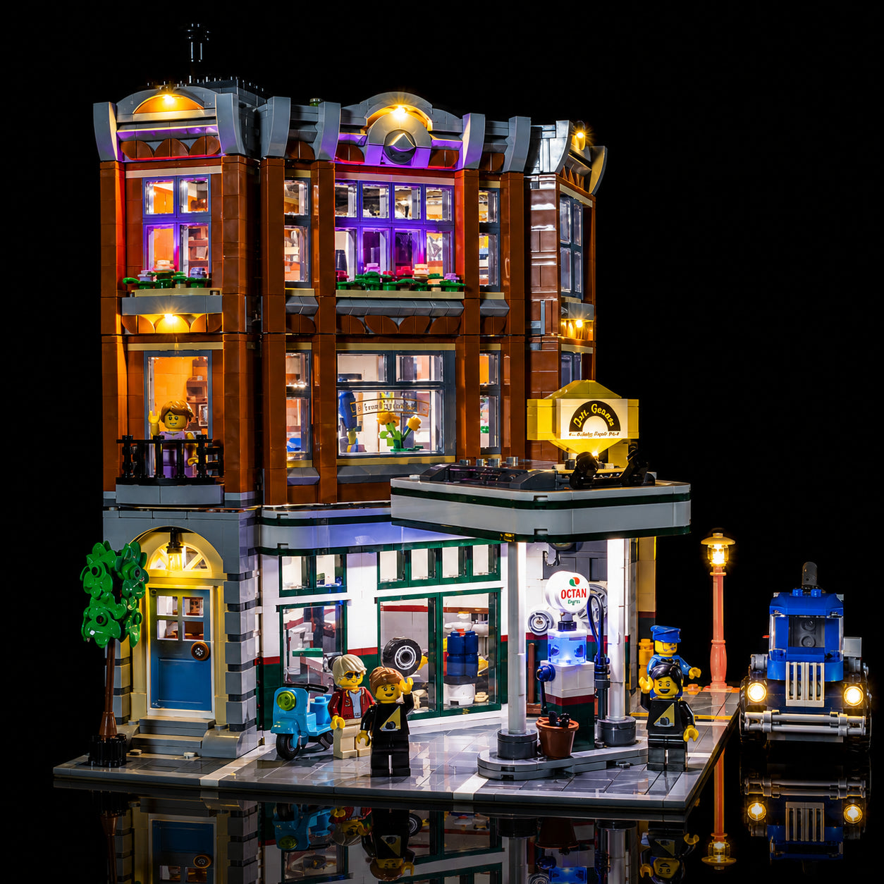 LED light kit for LEGO® Icons Corner Garage #10264 | Bright My Bricks