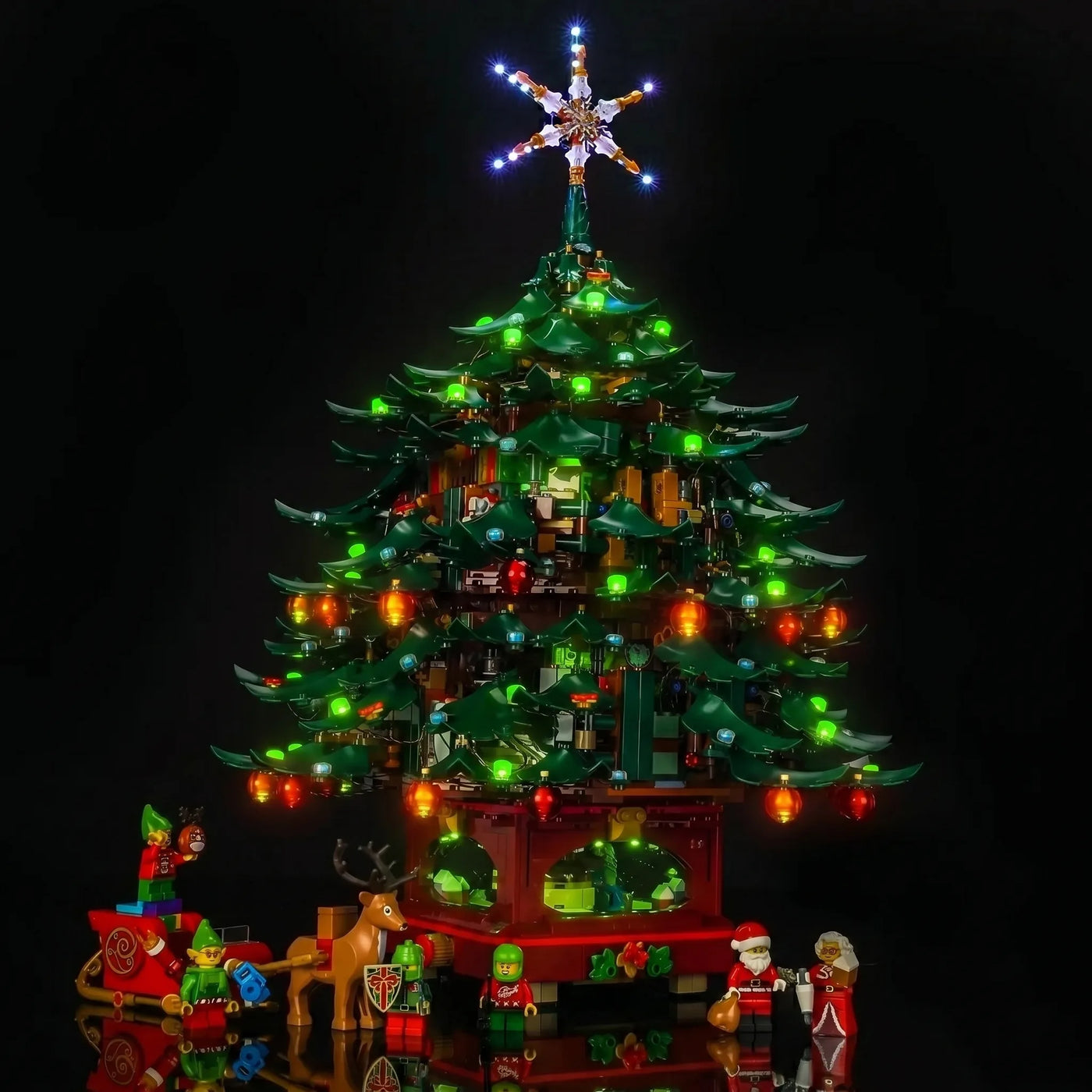 LEGO® Icons Family Christmas Tree #41843 — before-and-after lighting (USB-powered LED light kit)