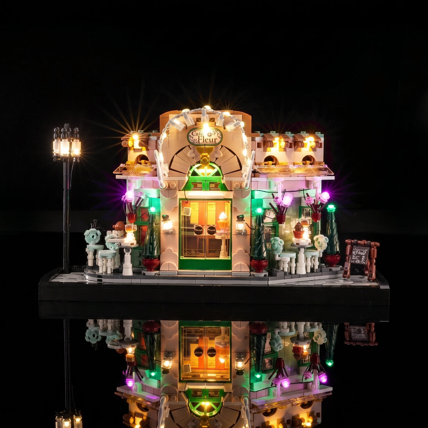 Light_Kit_for_LEGO_Icons_French_Caf_10362_Bright_My_Bricks_10