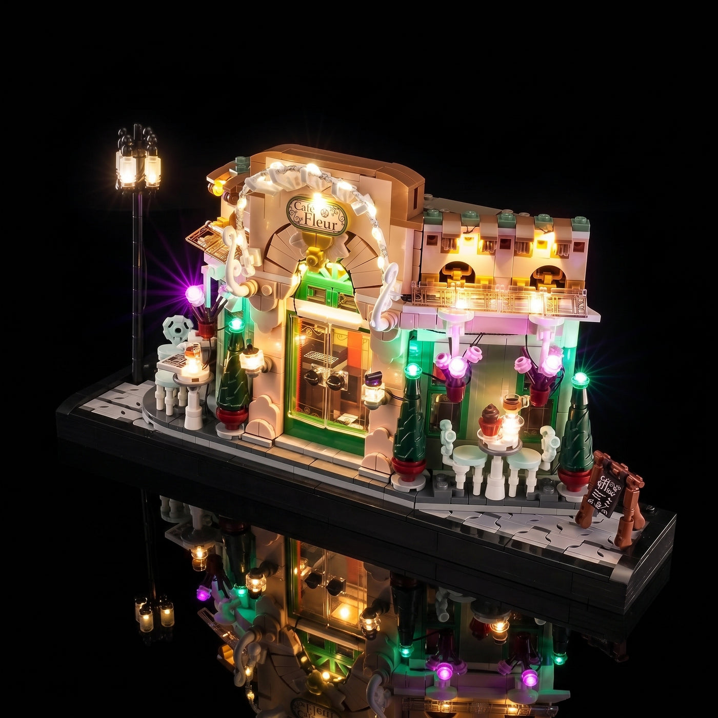 Light_Kit_for_LEGO_Icons_French_Caf_10362_Bright_My_Bricks_13