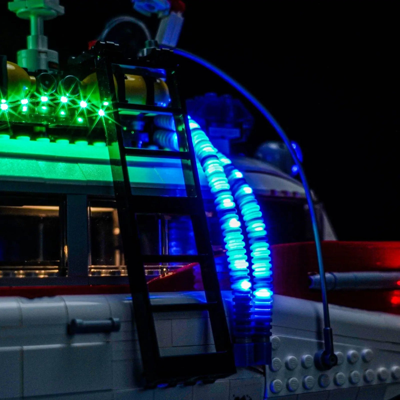 LEGO® Icons Ghostbusters ECTO-1 #10274 — warm LED glow detail (RGB LED light kit)