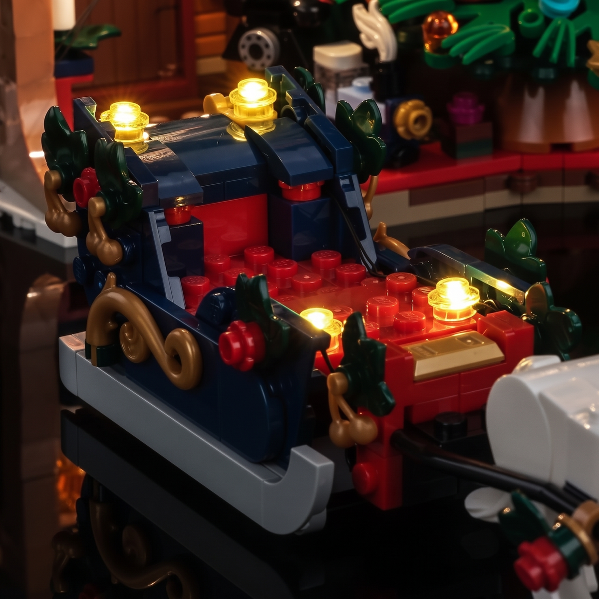 Lichtset für LEGO® Weihnachtshaus #11387 – beleuchtete Ansicht 14