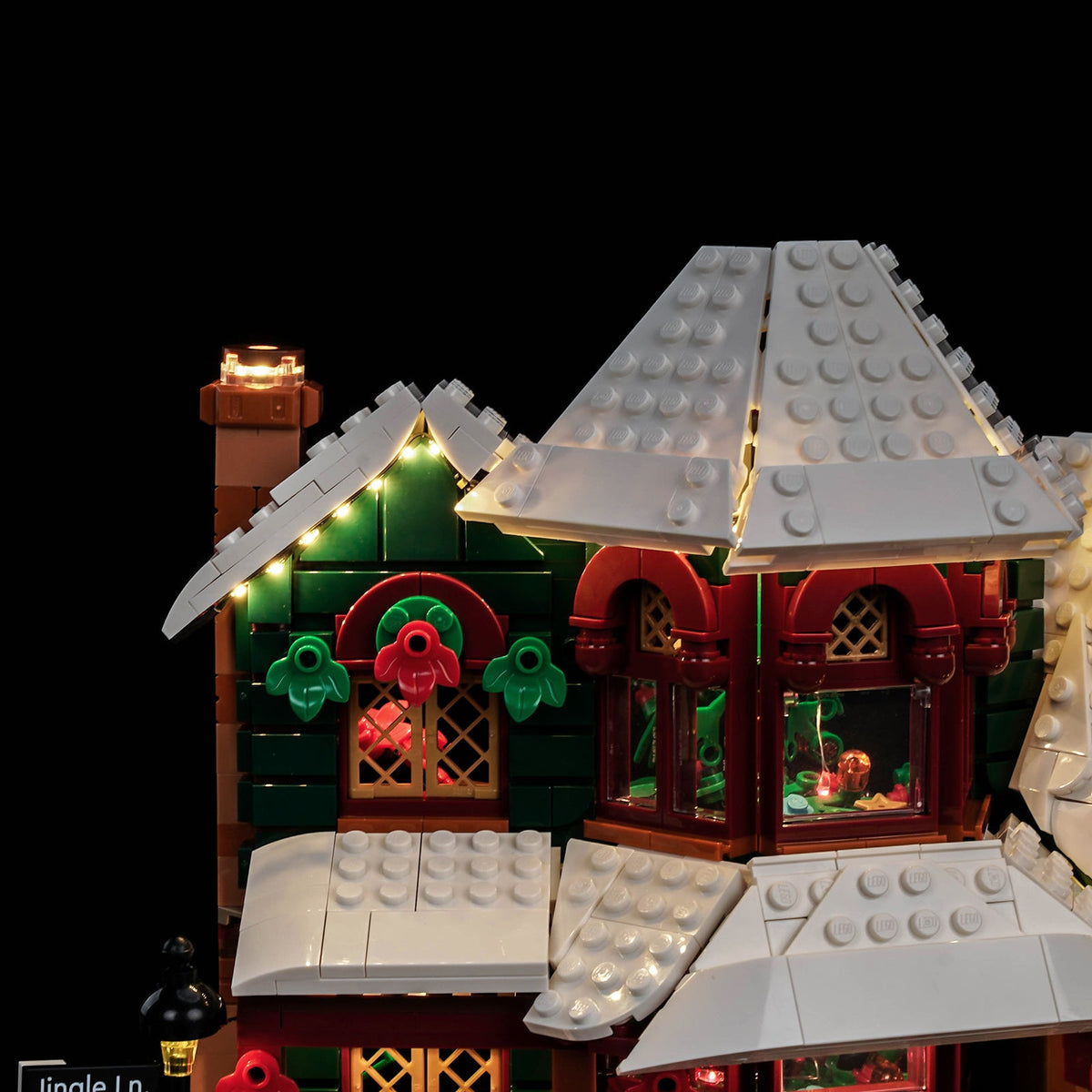 Lichtset für LEGO® Weihnachtshaus #11387 – beleuchtete Ansicht 3