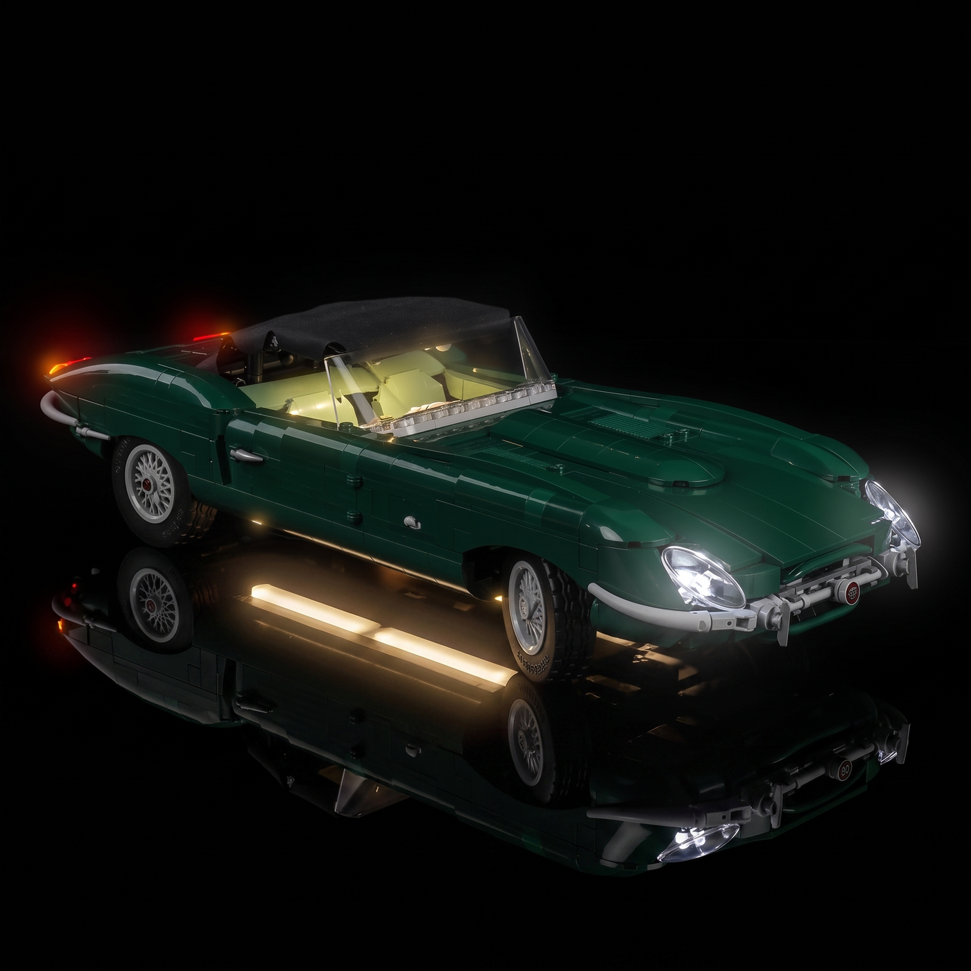 light kit for LEGO® Icons Jaguar E-Type #11381, showcase lighting view