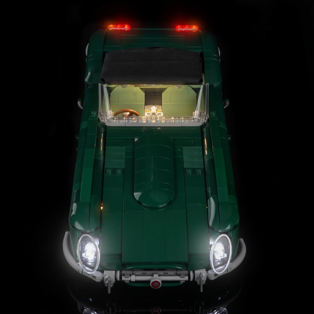 LED lights for LEGO® Icons Jaguar E-Type #11381, close-up of the LED lighting detail
