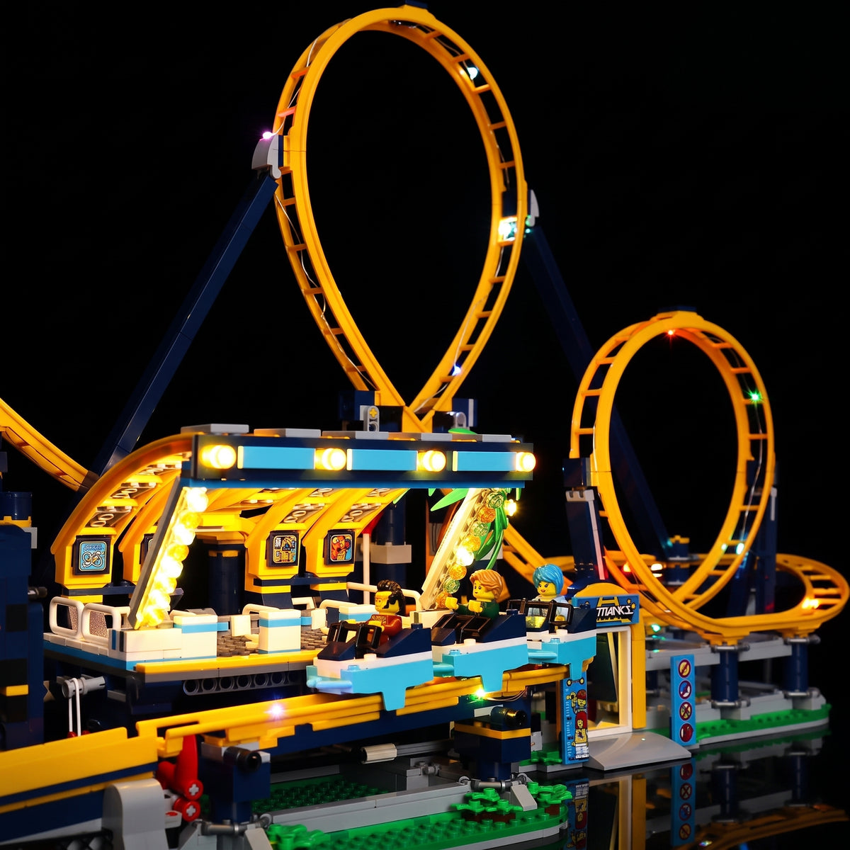 Light_Kit_for_LEGO_Icons_Loop_Coaster_10303_Bright_My_Bricks_4