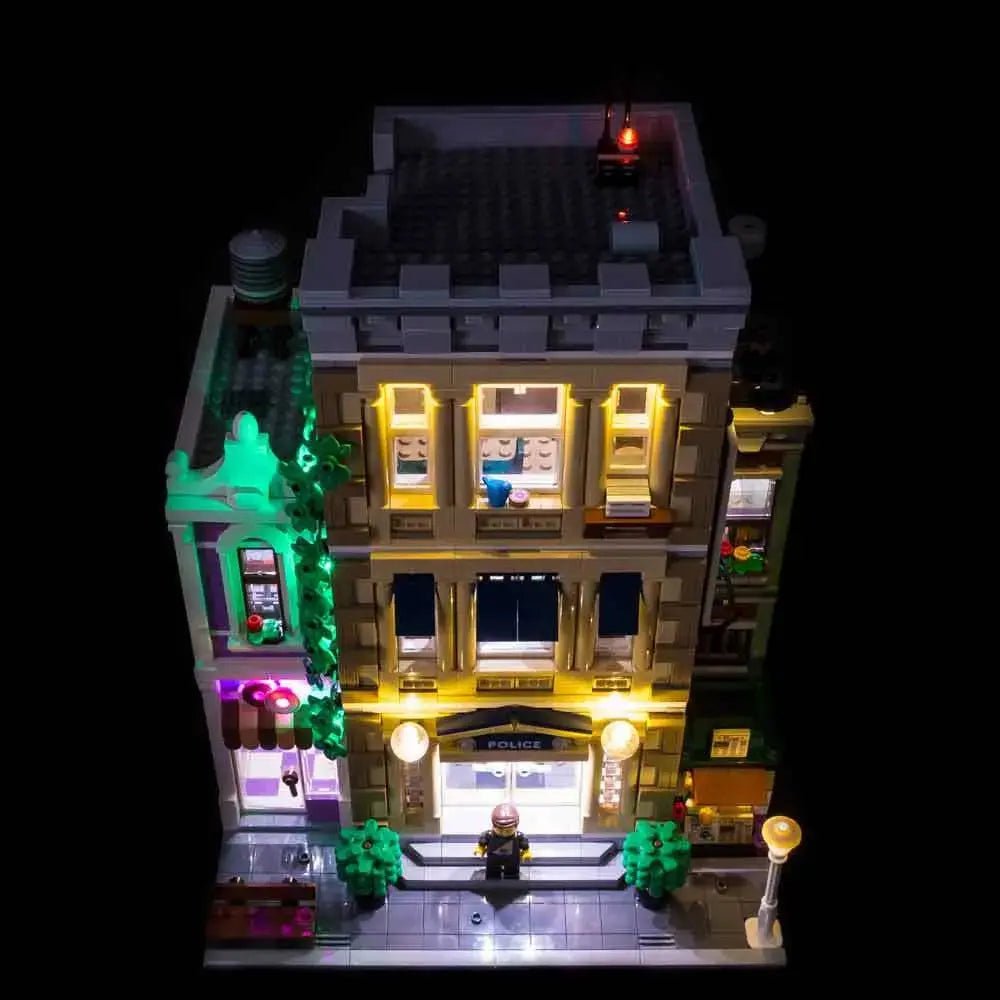 premium LED light kit for LEGO® Icons Police Station #10278, close-up of the LED lighting detail