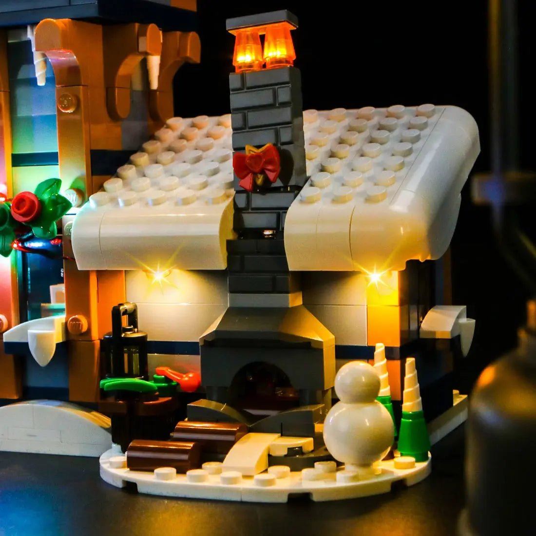 LEGO® Icons Santa's Post Office #10339 LED strips and bricks detail, with the display light kit