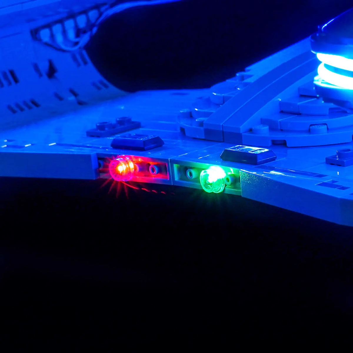 LEGO® Icons Star Trek: U.S.S. Enterprise NCC-1701-D #10356 lighting effect on the build, with the RGB LED light kit