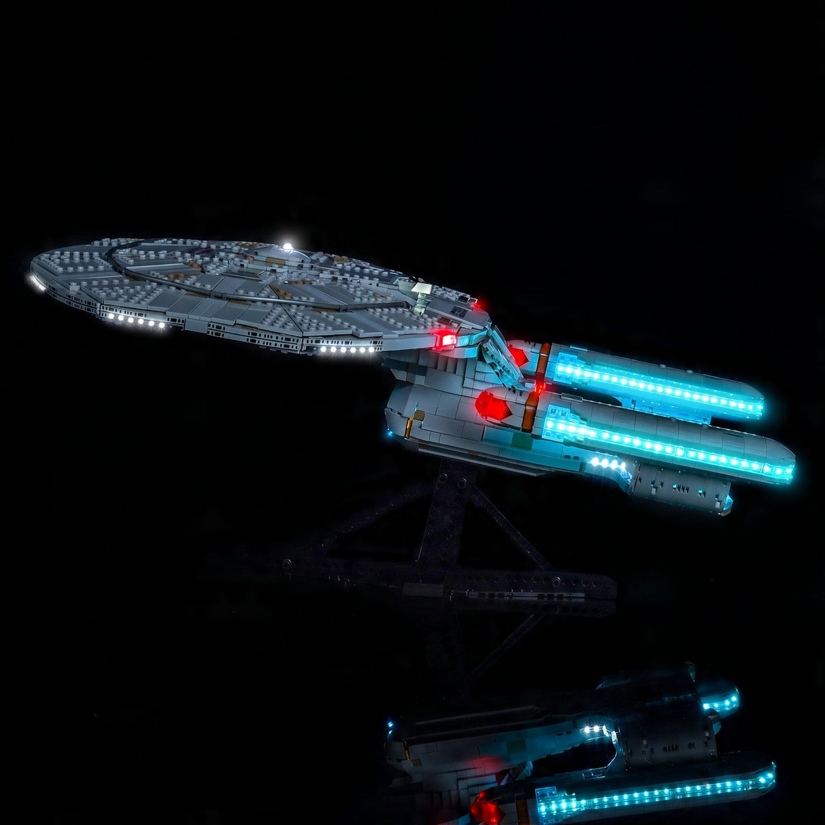 custom LED lighting for LEGO® Icons Star Trek U.S.S. Enterprise NCC-1701-D #10356, close-up of the LED lighting detail