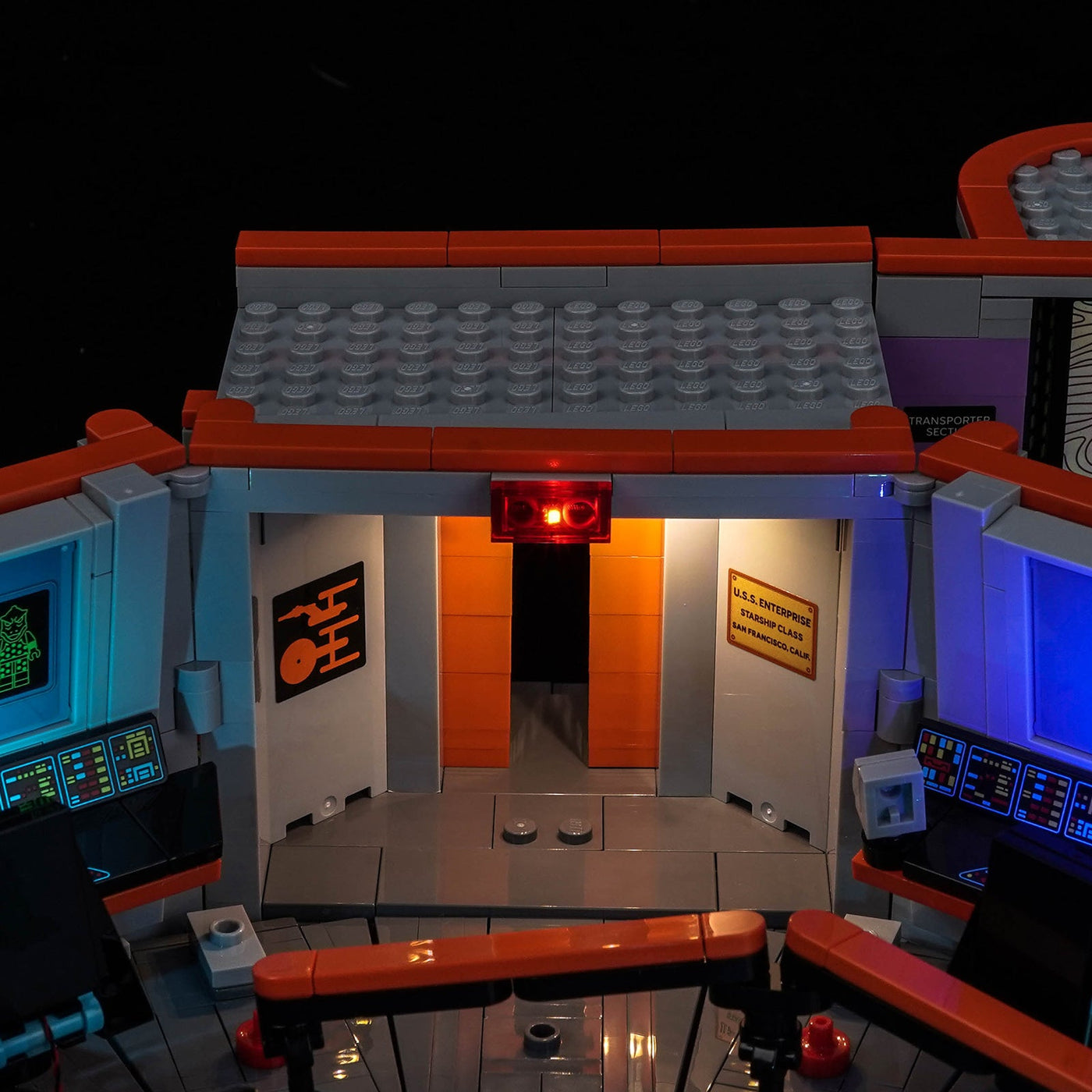 LEGO® Icons Star Trek: U.S.S. Enterprise NCC-1701 Bridge #11385 each crew station in its own colour, with the USB-powered LED light kit