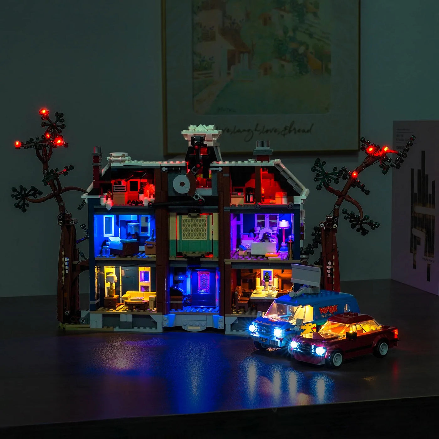 fully illuminated on display: Bright My Bricks LED lights for LEGO® Icons Stranger Things: The Creel House #11370
