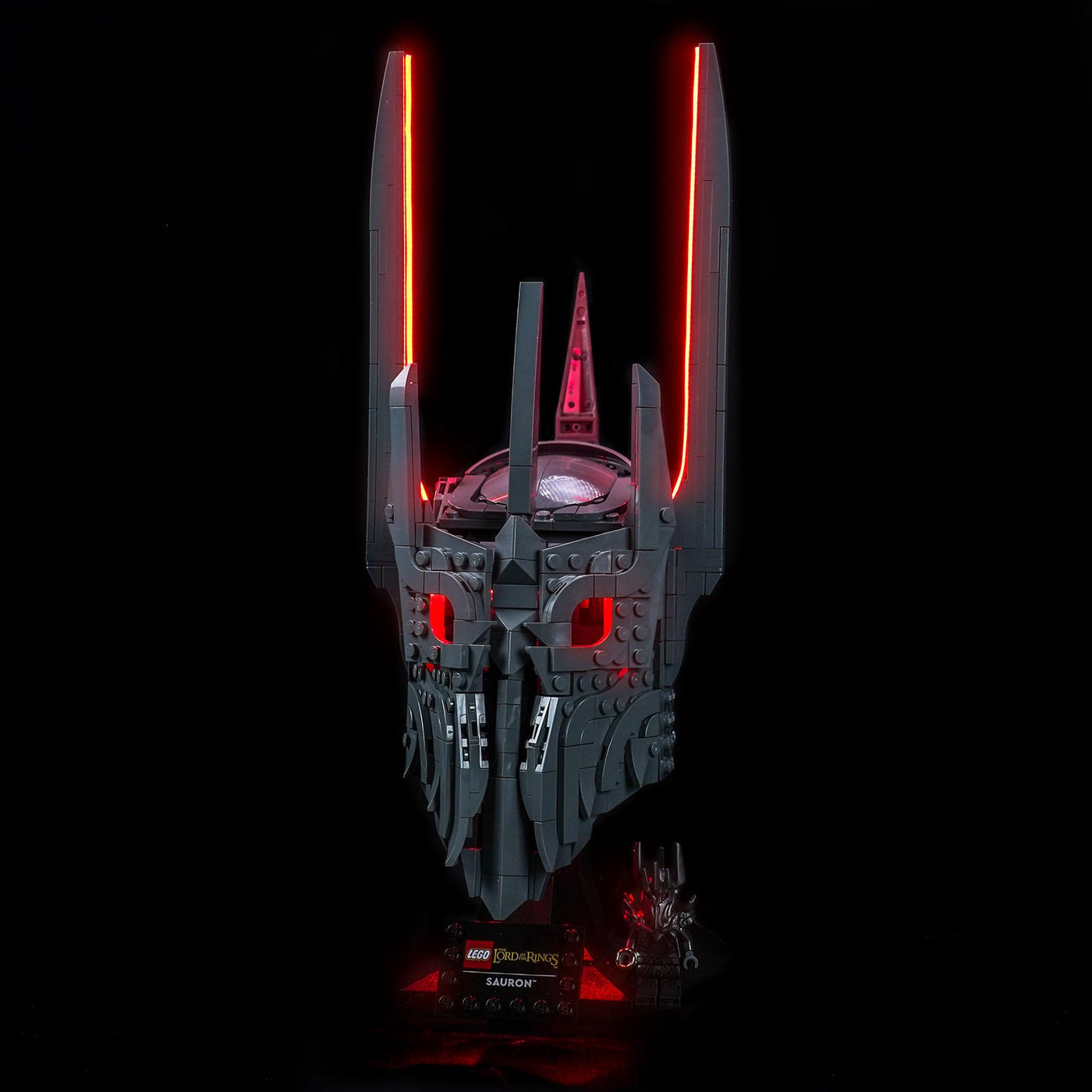 Bright My Bricks LED lights for LEGO® Icons The Lord of the Rings: Sauron's Helmet #11373 — night-mode display glow