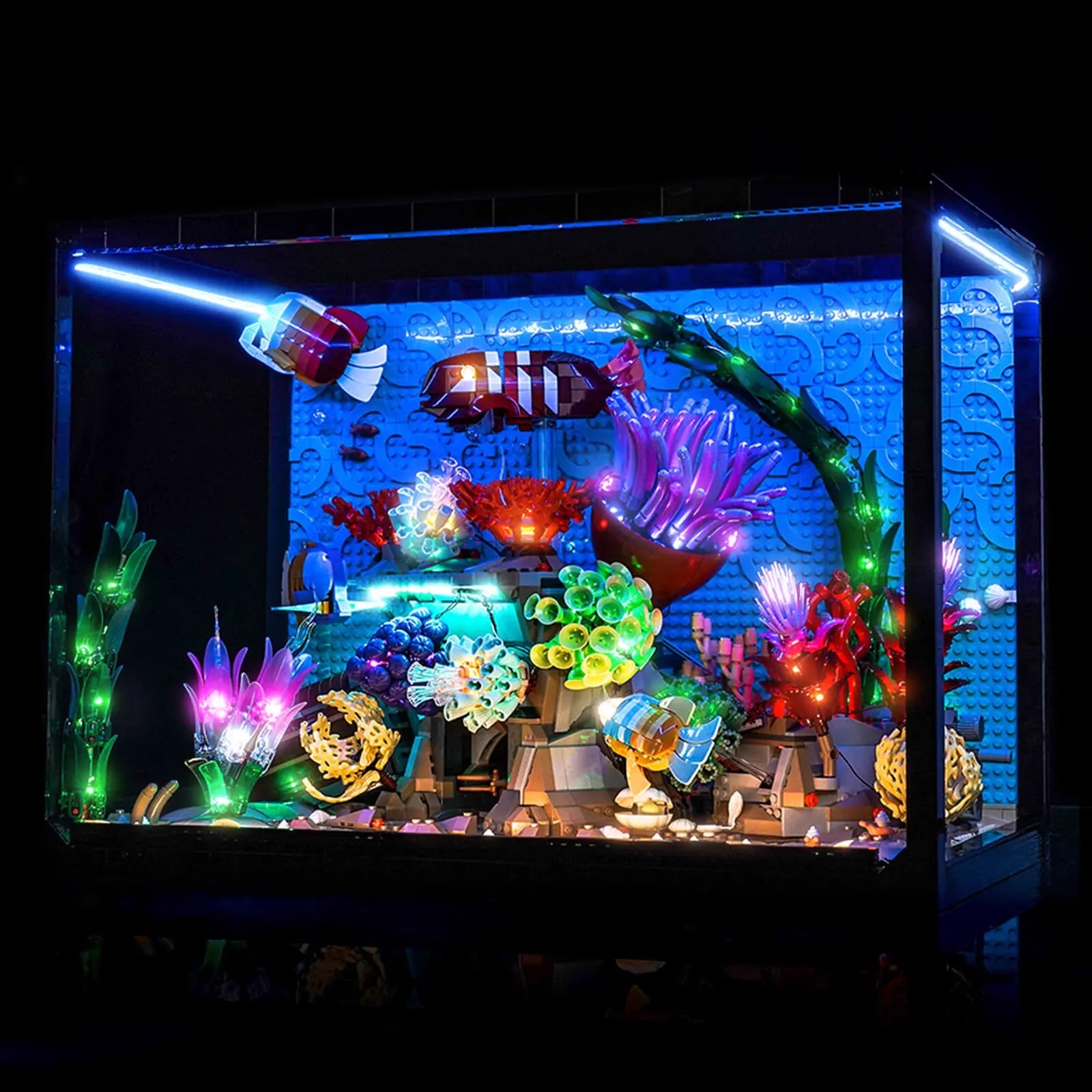 Close-up of LED lights on LEGO Icons Tropical Aquarium #10366