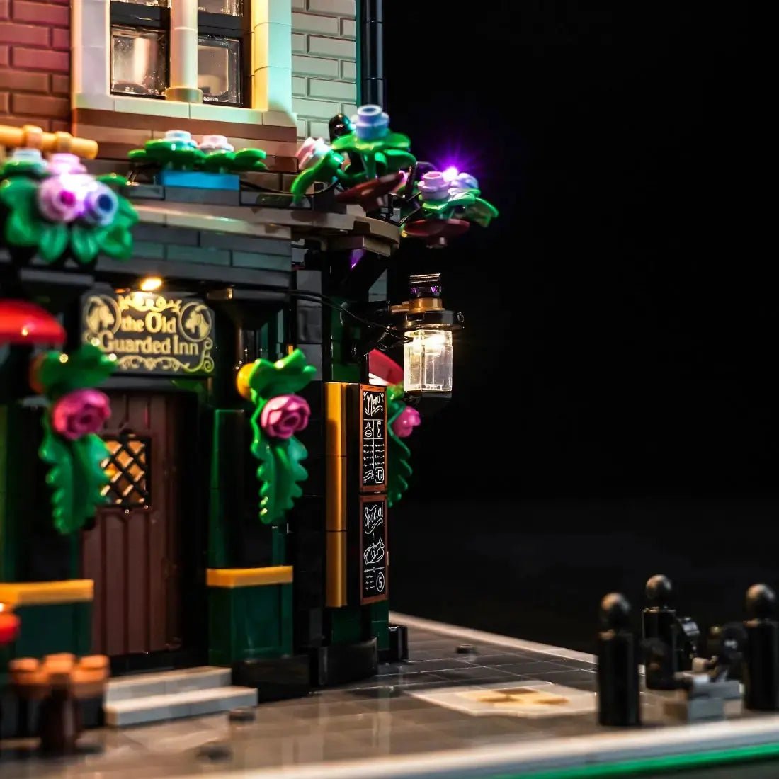 USB-powered LED light kit for LEGO® Icons Tudor Corner #10350, close-up of the LED lighting detail