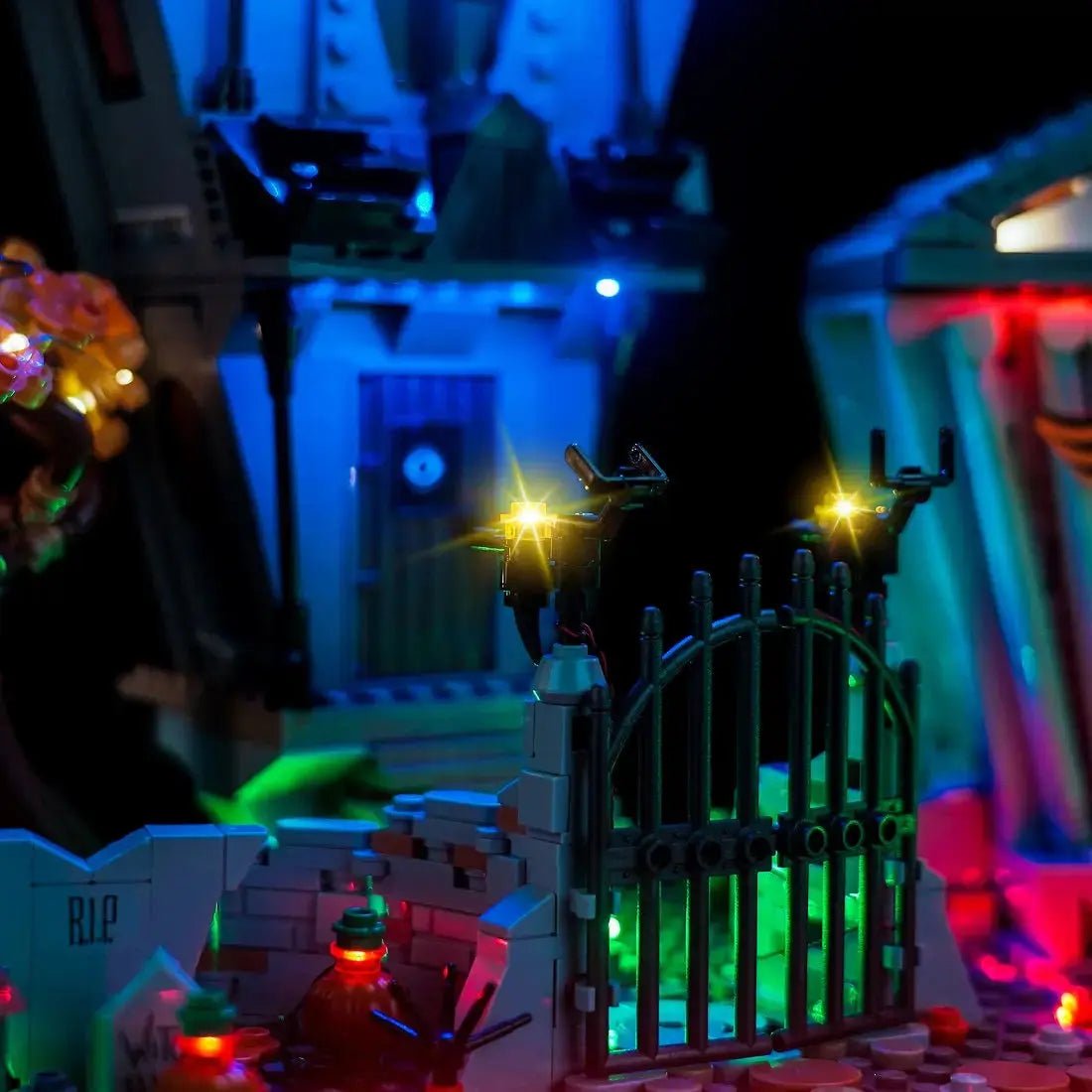 LEGO® Ideas Disney Tim Burton's The Nightmare Before Christmas #21351 — brightened interior detail (LED lighting kit)