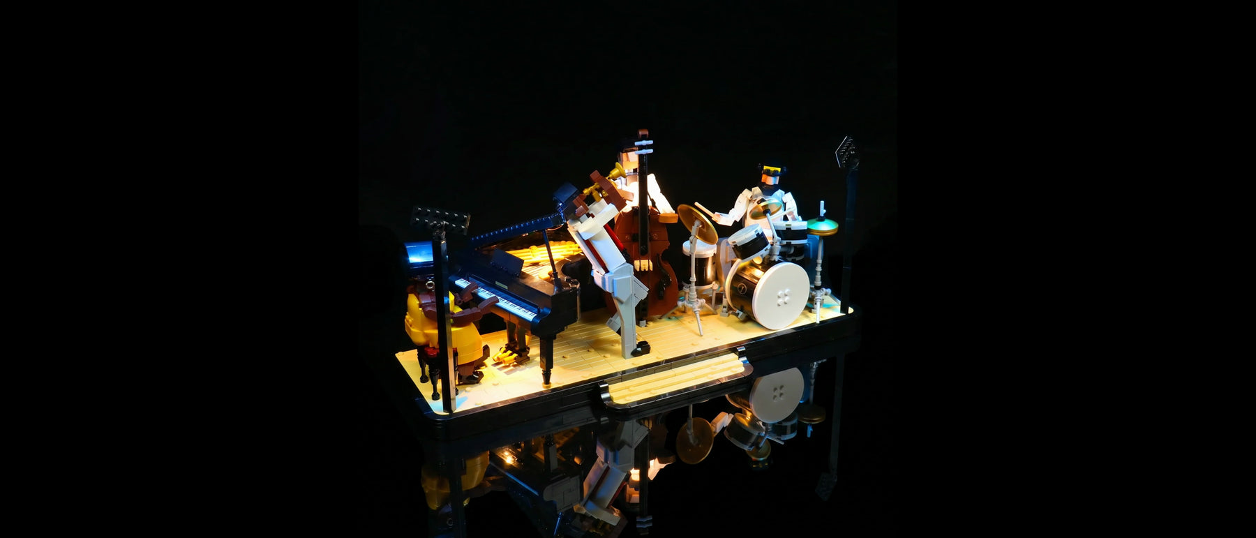 LED-Beleuchtungsset für LEGO® Jazz-Quartett #21334 — lit with the LED light kit