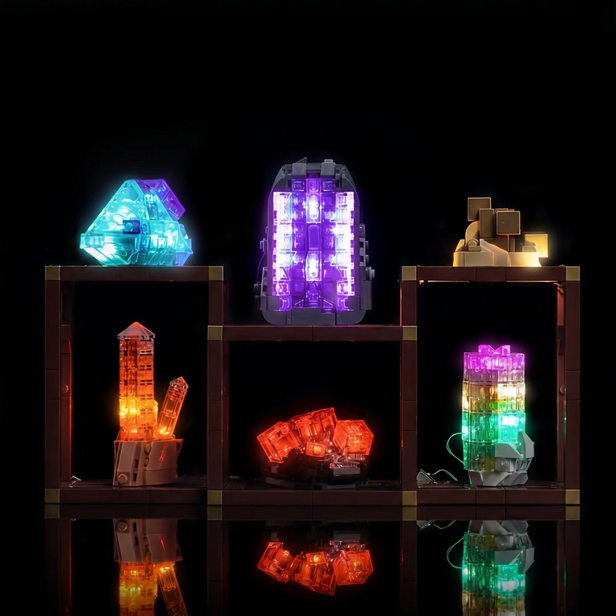 LEGO® Ideas Mineral Collection #21362 — lighting effect on the build (LED lights)