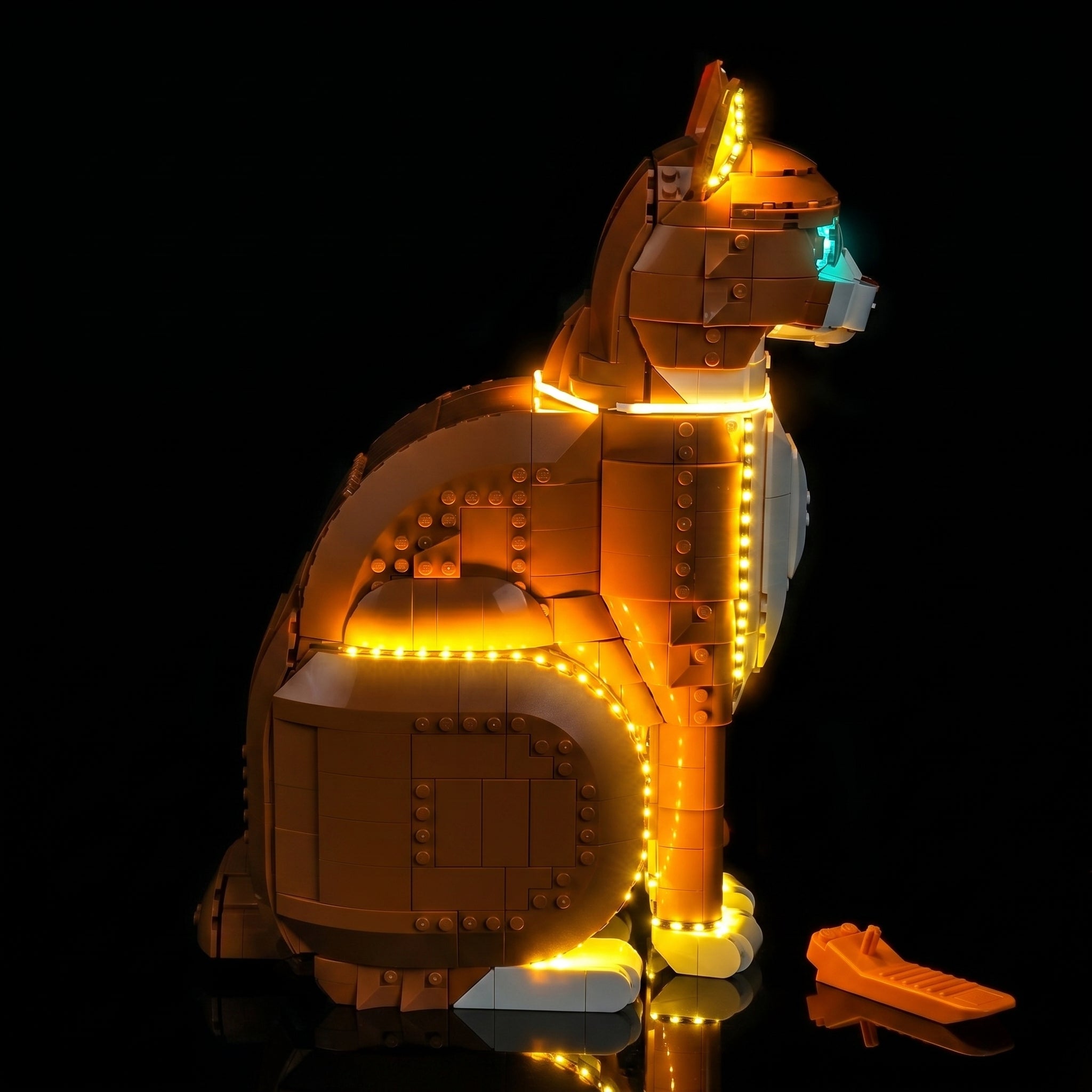 LED kit powered on: Bright My Bricks DIY LED light kit for LEGO® Ideas Orange Cat #21376