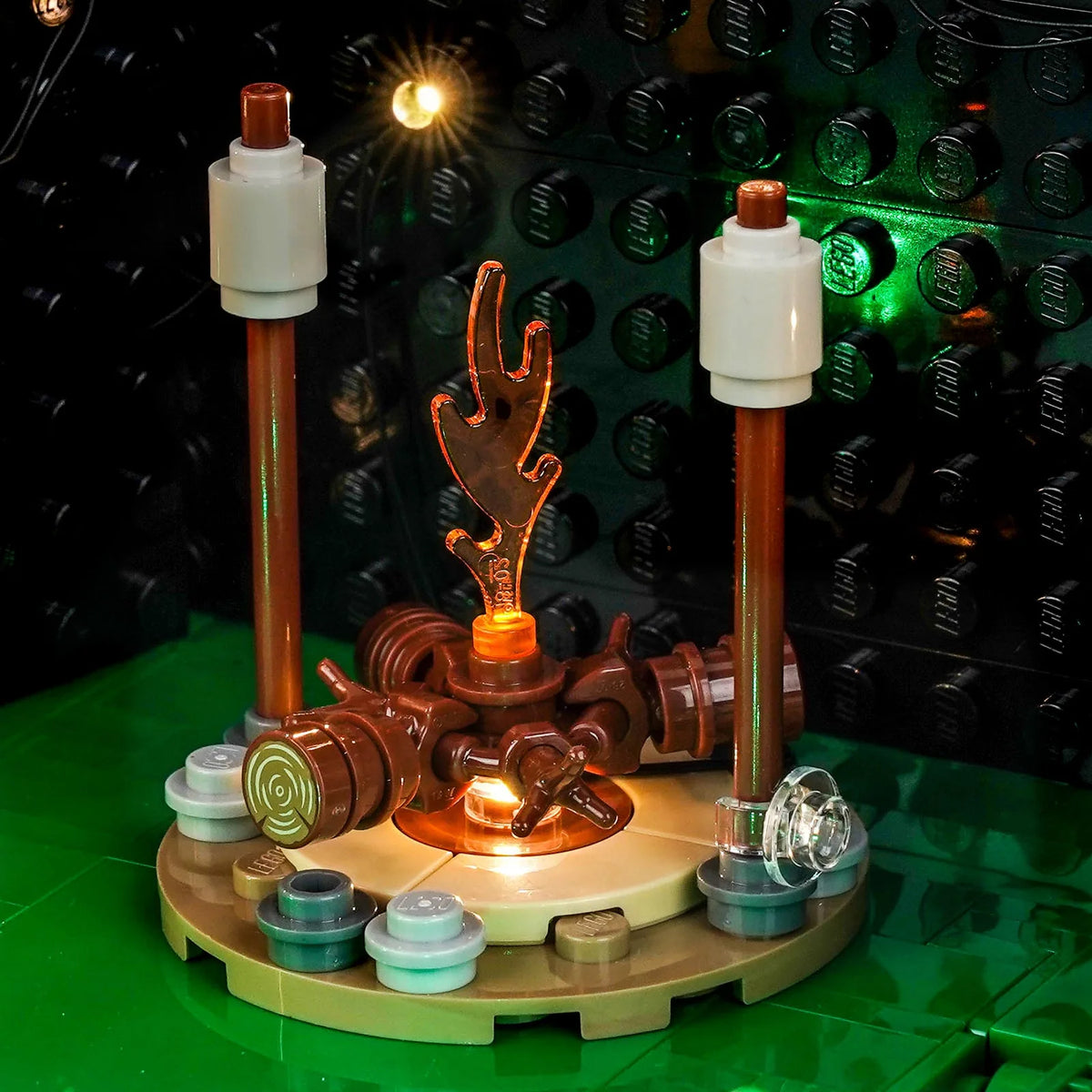brightened interior detail: Bright My Bricks display light kit for LEGO® Ideas Peanuts Snoopy's Doghouse #21368