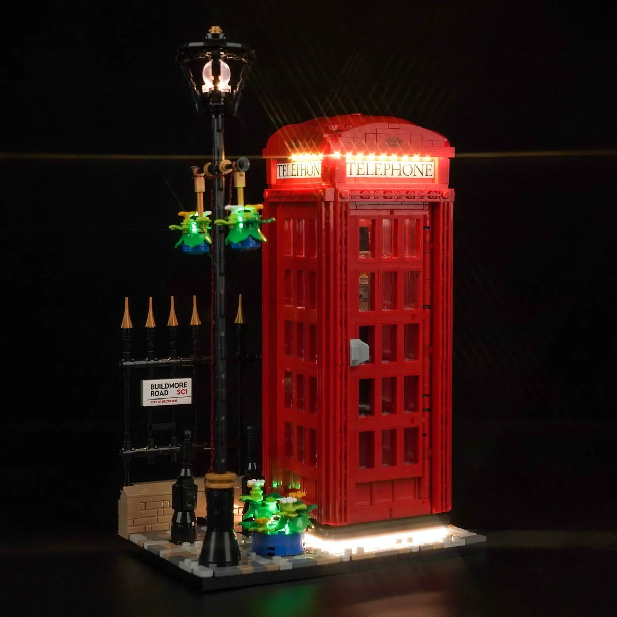 brightened interior detail: Bright My Bricks LED light kit for LEGO® Ideas Red London Telephone Box #21347