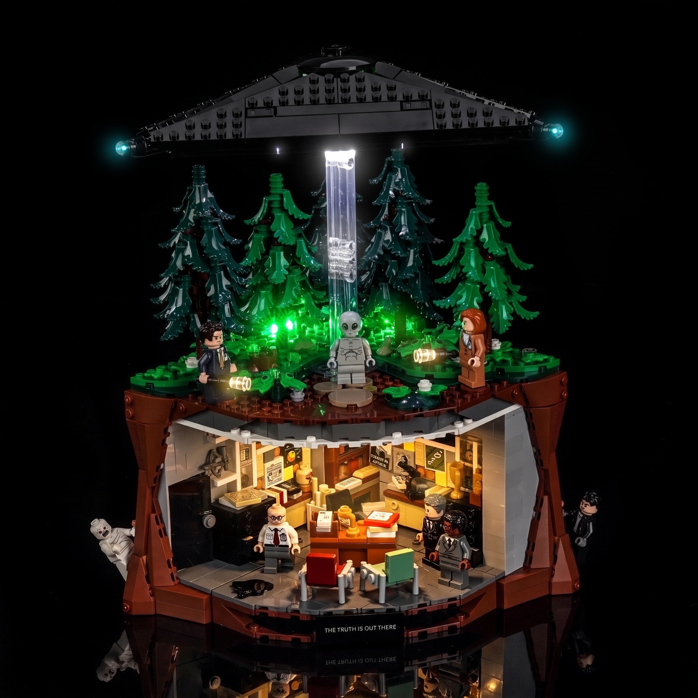 LED lights for LEGO® Ideas The X-Files #21369, brightened interior detail