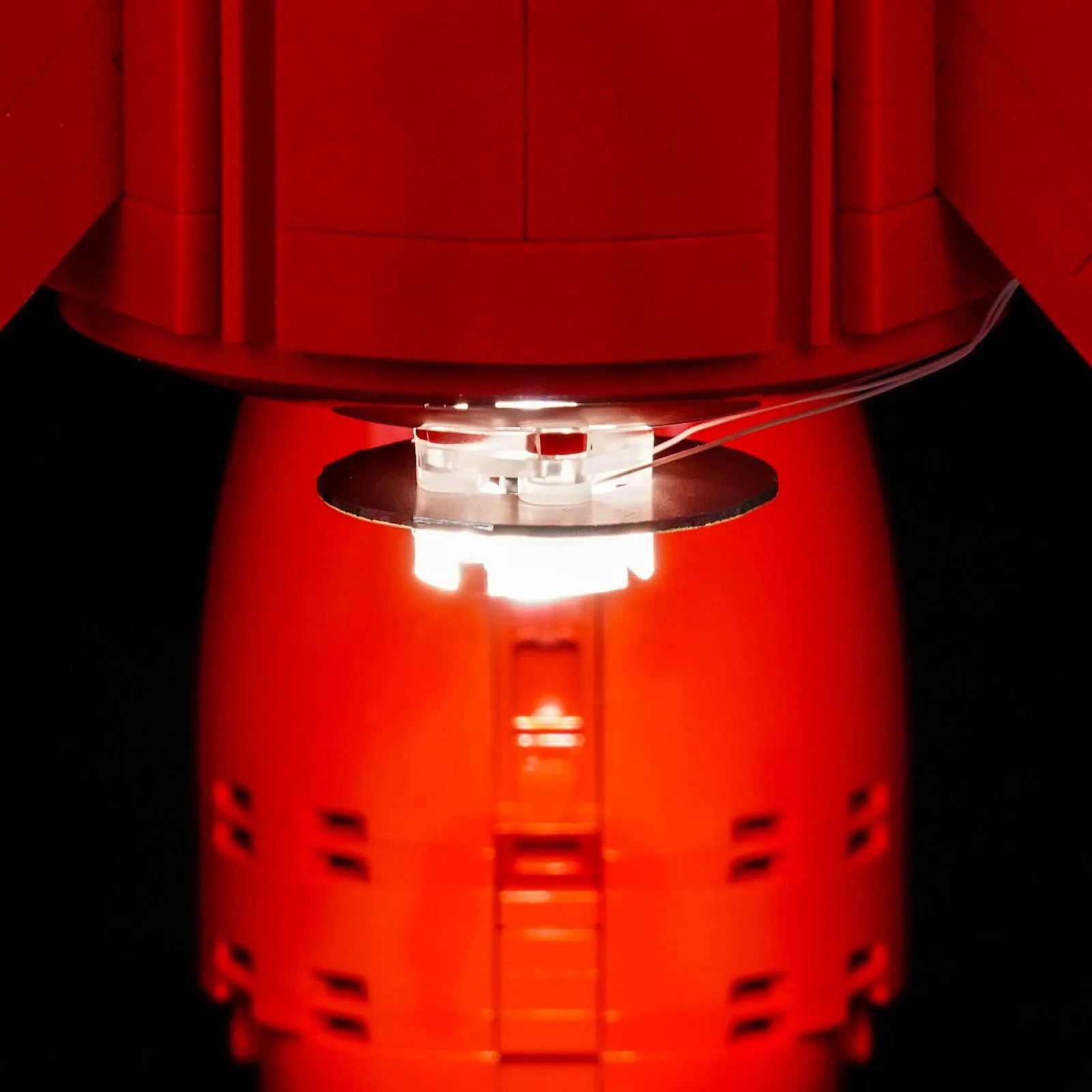 USB-powered LED light kit for LEGO® Ideas Tintin Moon Rocket #21367, showcase lighting view