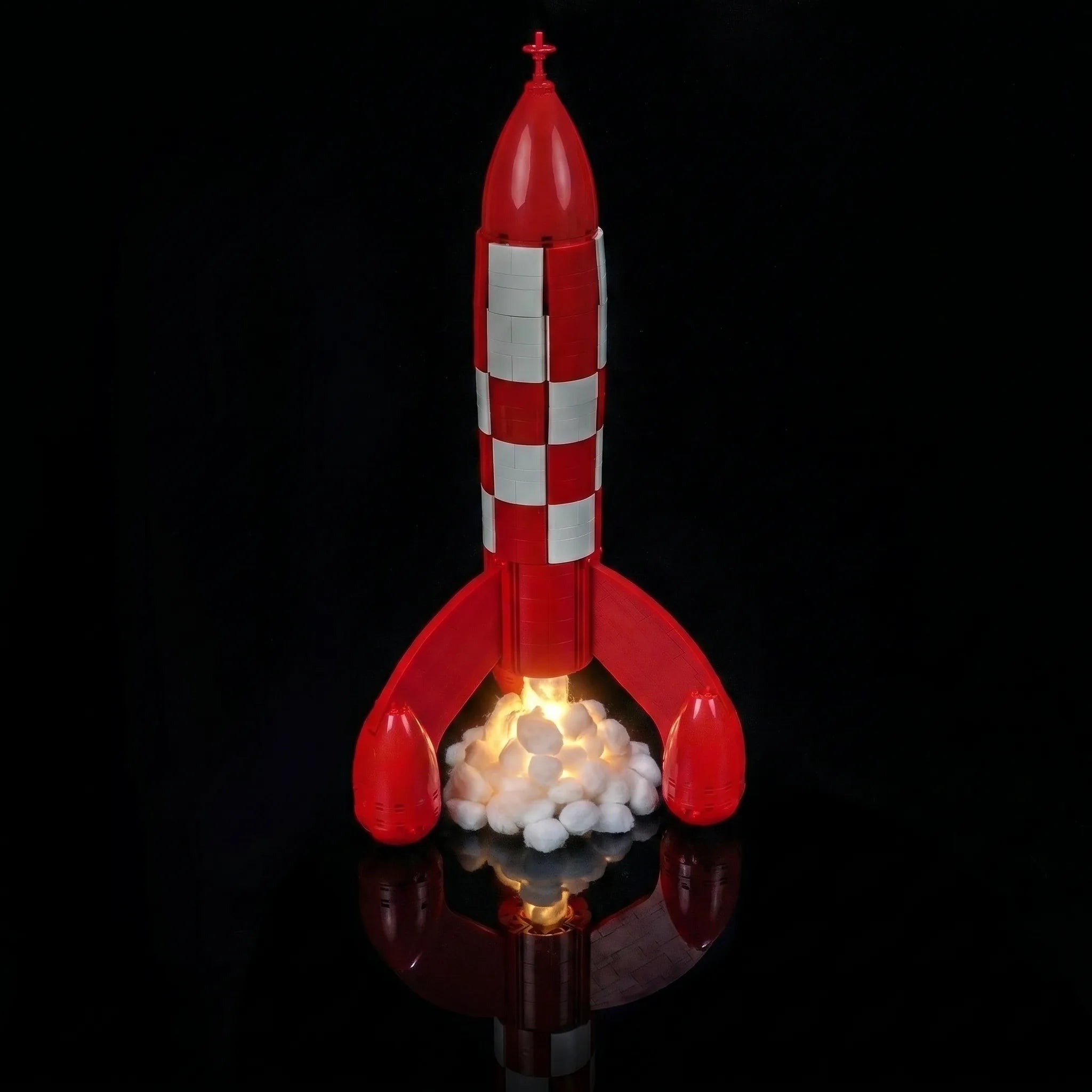 warm LED glow detail: Bright My Bricks LED lighting kit for LEGO® Ideas Tintin Moon Rocket #21367