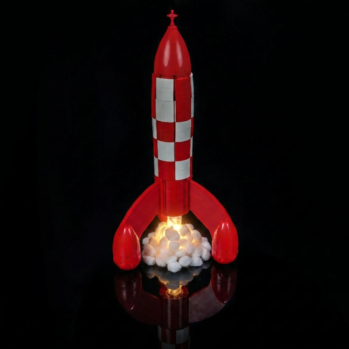 warm LED glow detail: Bright My Bricks LED lighting kit for LEGO® Ideas Tintin Moon Rocket #21367