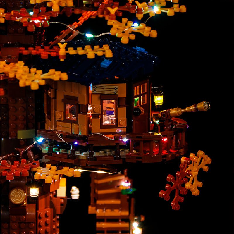 LEGO® Ideas Tree House #21318 — LED kit powered on (LED lights)