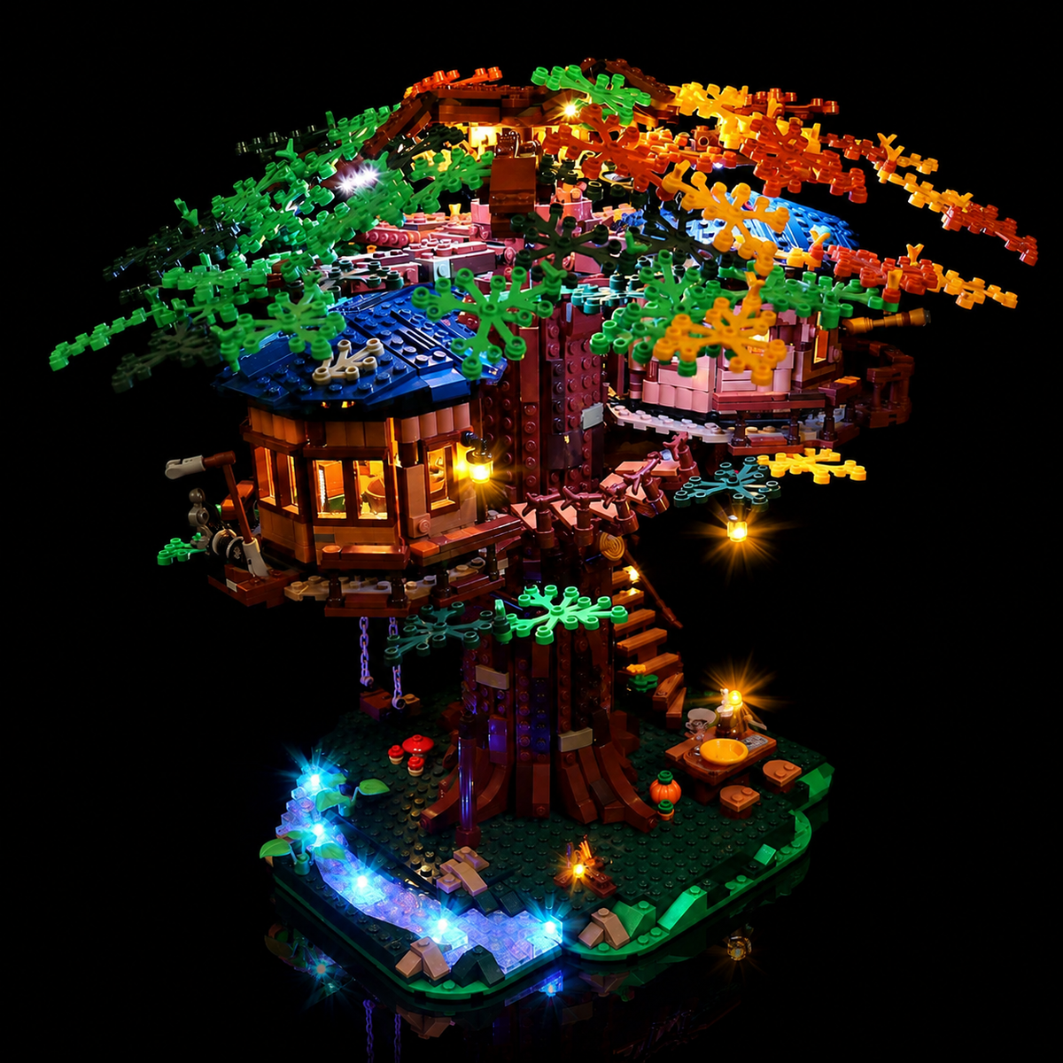 LEGO® Ideas Tree House #21318 before-and-after lighting, with the LED light kit