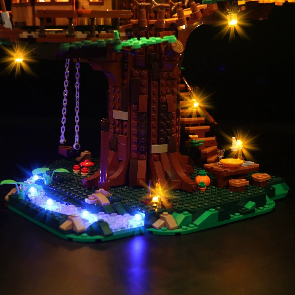 LEGO Ideas Tree House #21318 lit up - front angle