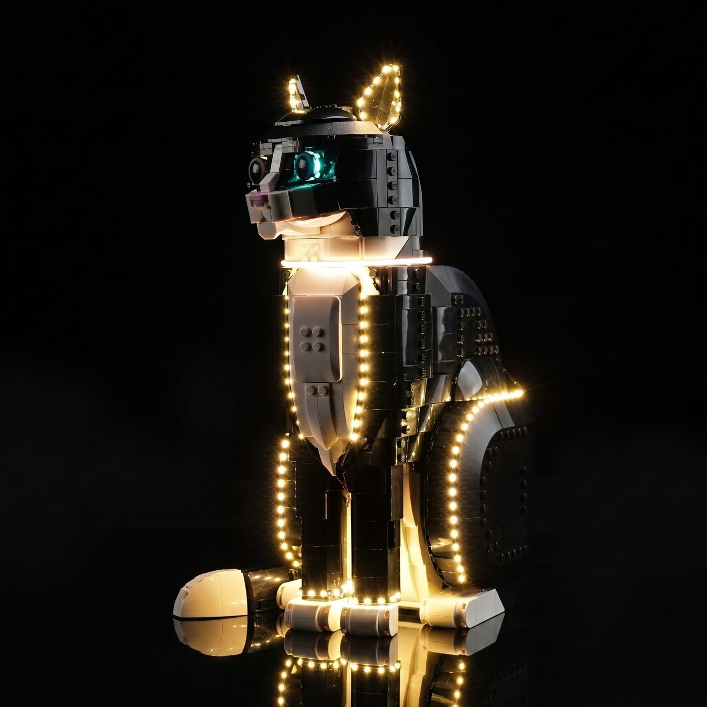 LED light kit for LEGO® Ideas Tuxedo Cat #21349, LED strips and bricks detail
