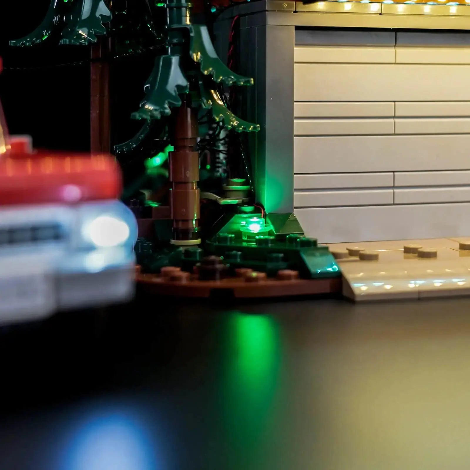 LEGO Ideas Twilight: The Cullen House #21354 with premium LED kit