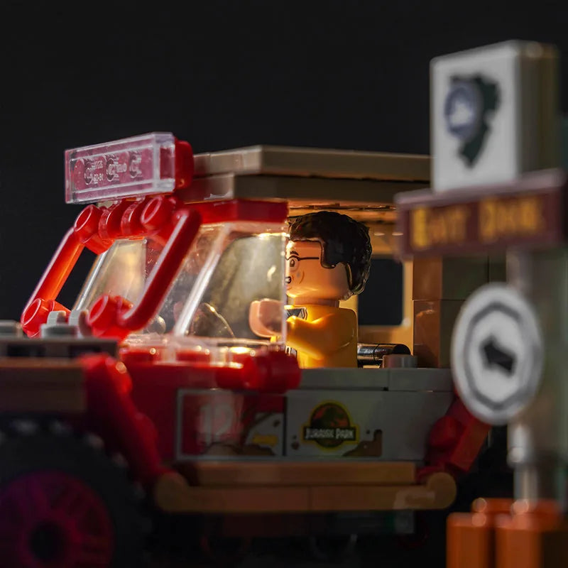 LEGO® Jurassic World Dilophosaurus Ambush #76958 — close-up of the LED lighting detail (display light kit)