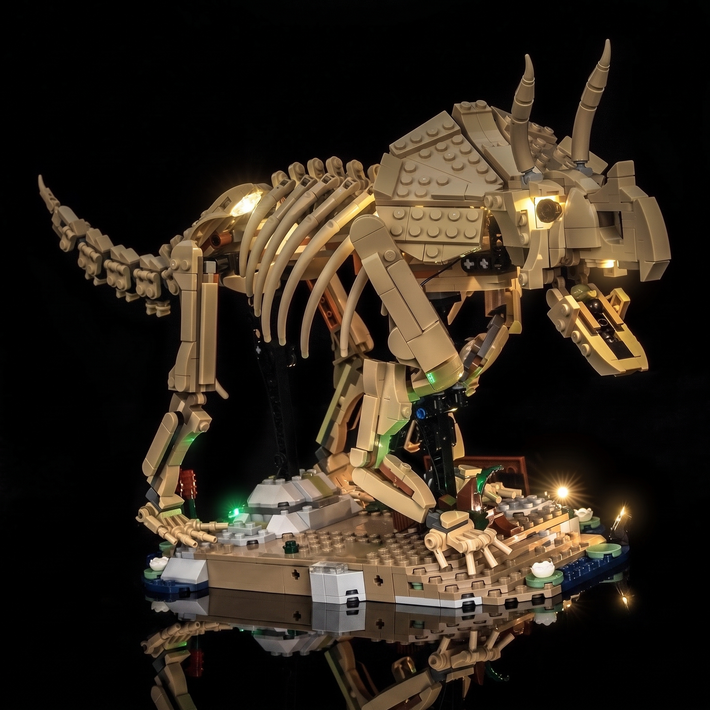 Light_Kit_for_LEGO_Jurassic_World_Dinosaur_Fossils_Triceratops_77985_Bright_My_Bricks_6
