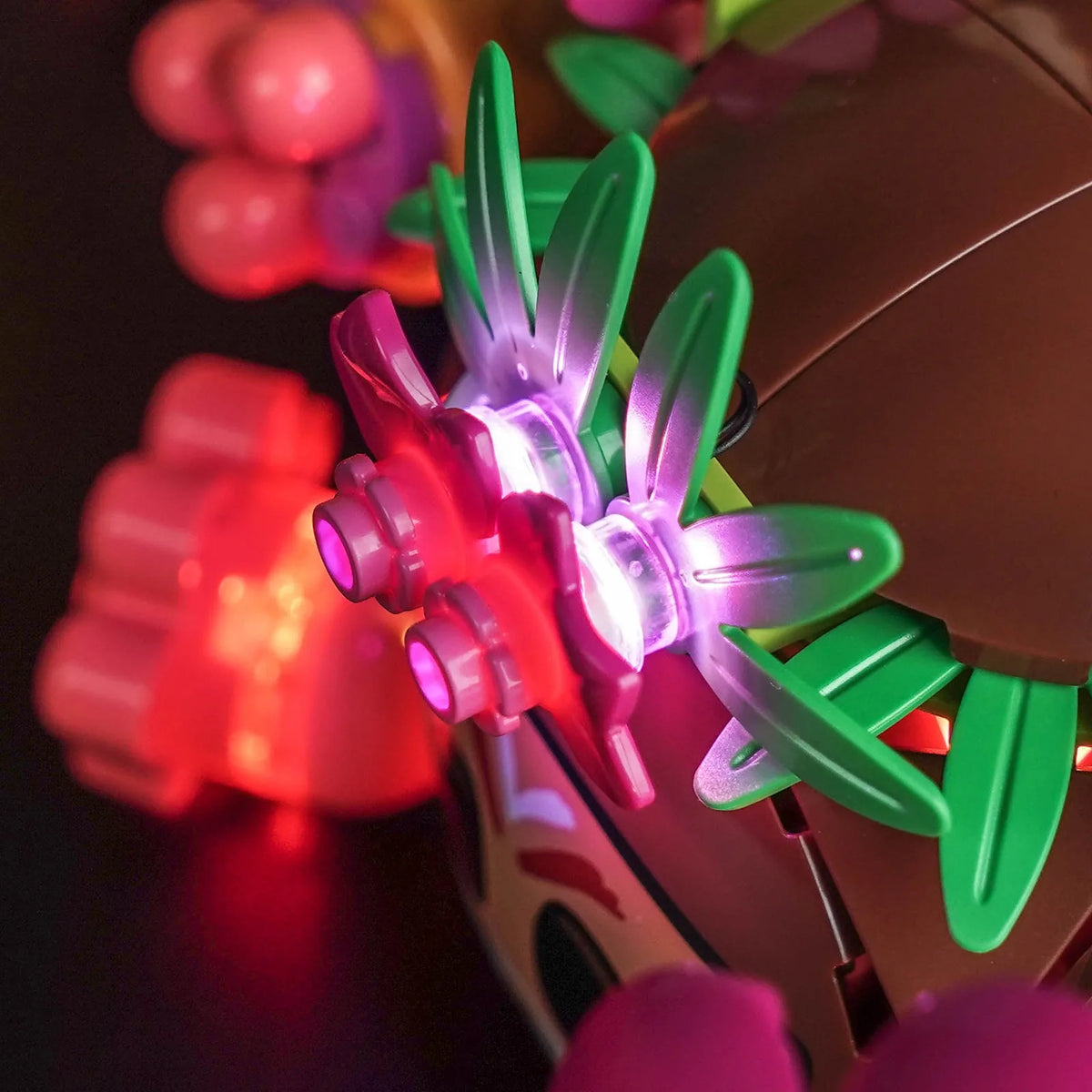 Bright My Bricks LED lights for LEGO® Kakamora #43293 — LED strips and bricks detail