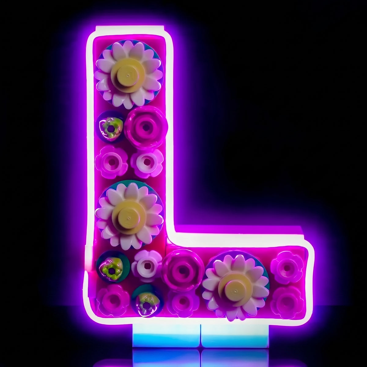 LED light kit for LEGO® Love Letters #40867, before-and-after lighting